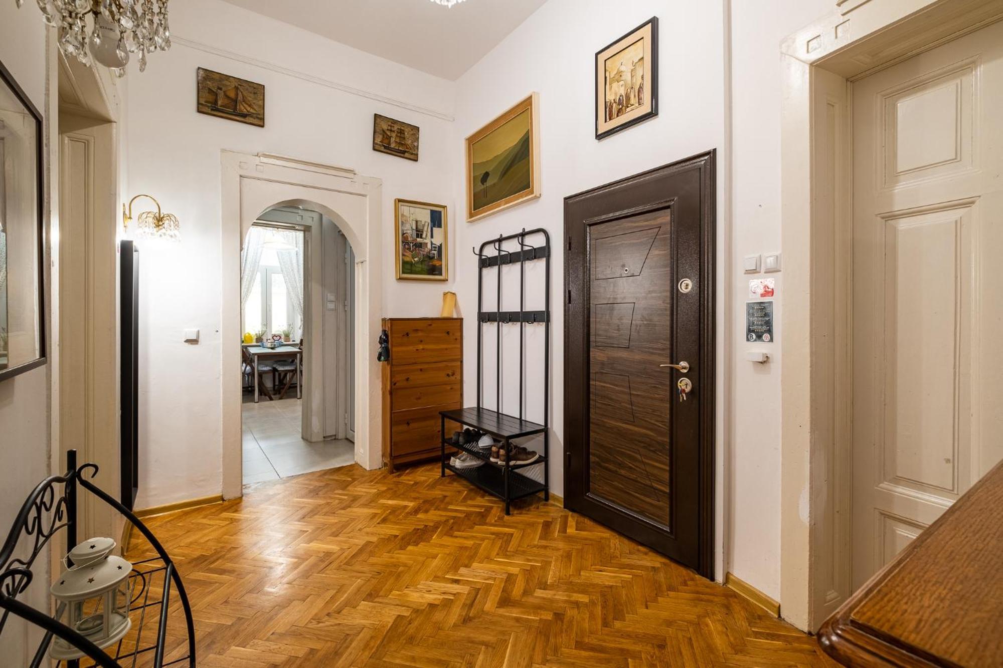 Aristocratic 2Bdrm Central Apartment Varna Buitenkant foto