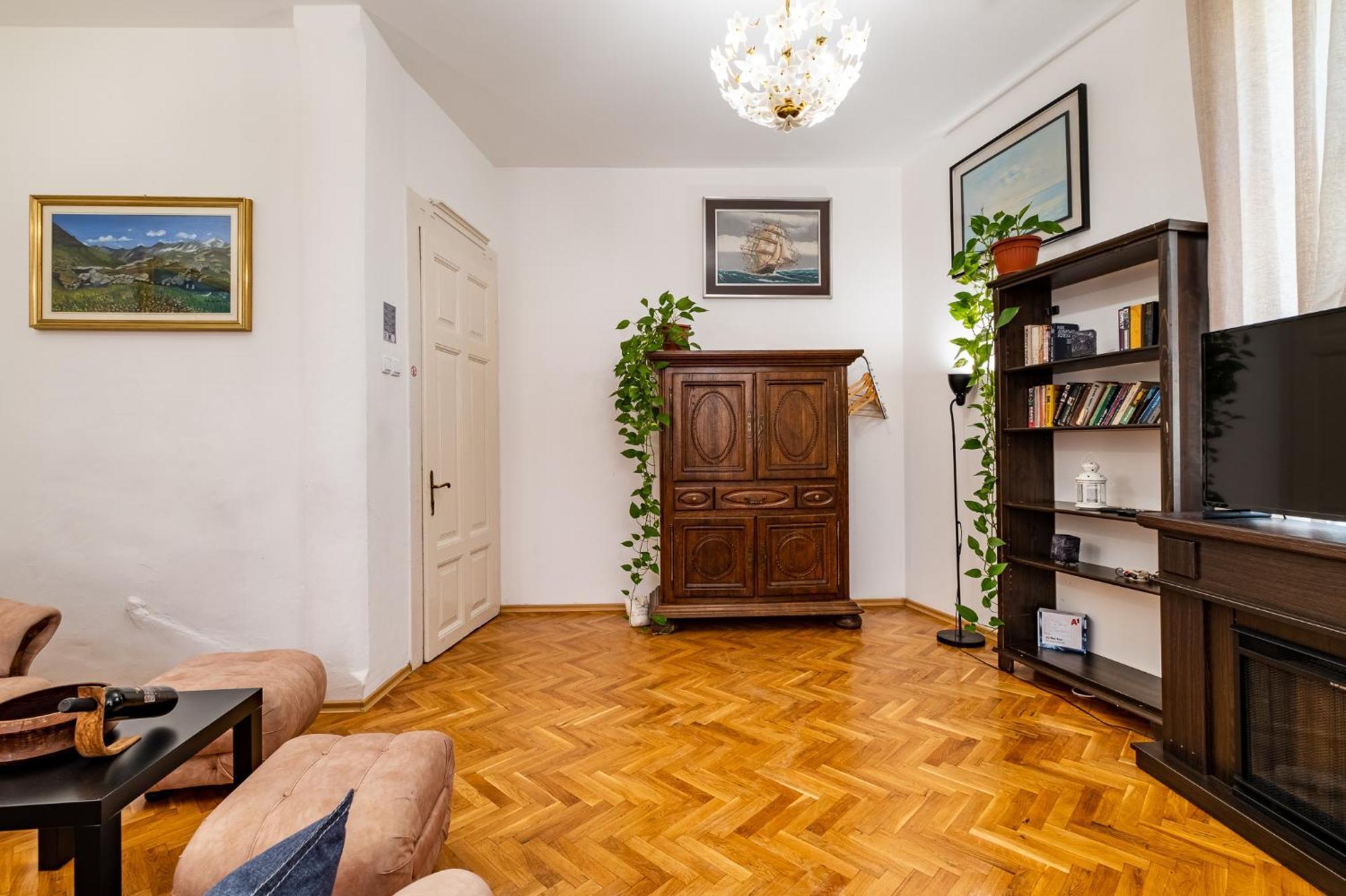 Aristocratic 2Bdrm Central Apartment Varna Buitenkant foto